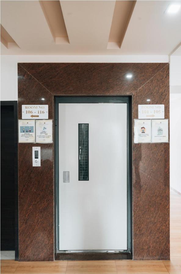 Hotel Krushna Inn Trimbak Kültér fotó