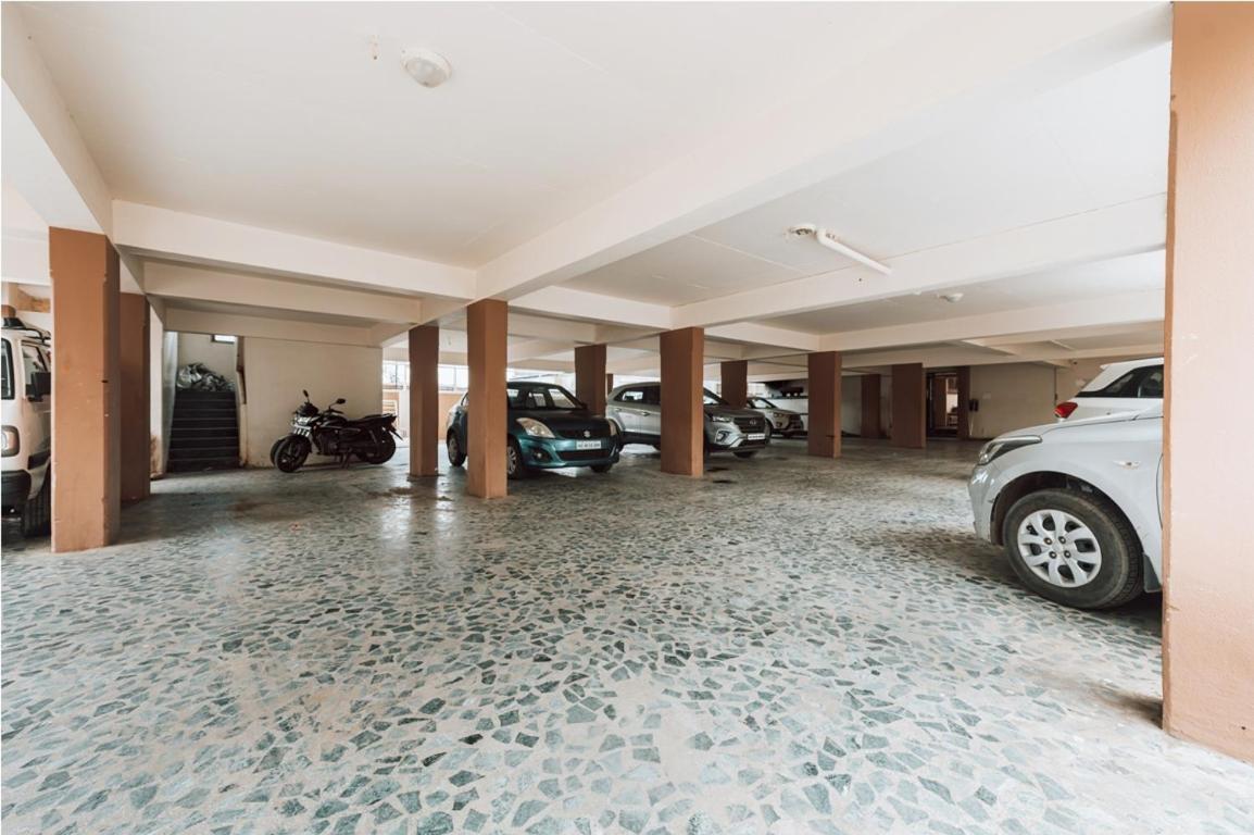 Hotel Krushna Inn Trimbak Kültér fotó